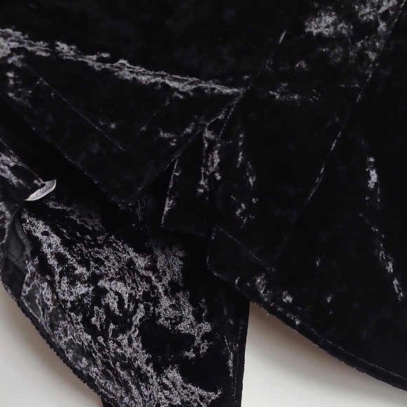 BAILEY 44 Black Velvet Women's Buttoned Blazer Size Medium - Picture 16 of 16